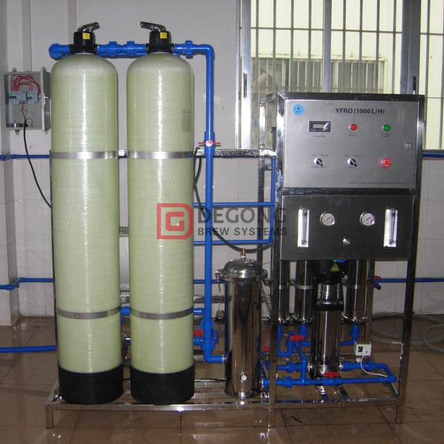 Système d'osmose d'inversion de traitement de l'eau de l'acier inoxydable 1000LPH / épurateur d'eau pour le brassage de la bière
