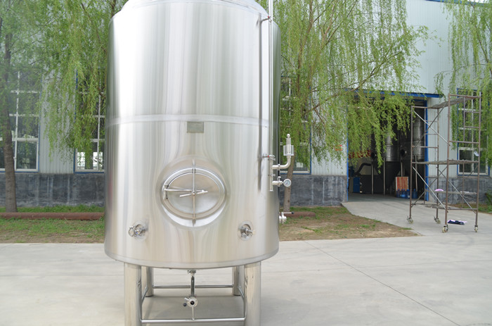 R&eacute;servoir de bi&egrave;re brillant / r&eacute;servoir de brite