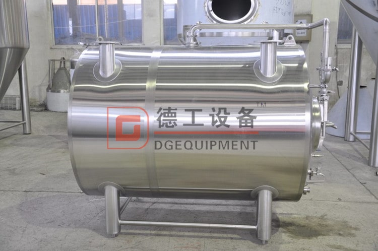 R&eacute;servoir de lagering horizontal &agrave; gaine de 7 barils-3-1024x680-min